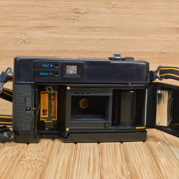Vintage Kodak VR35 K6 35mm Point-and-Shoot Film Camera - Picture 9 of 9